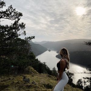 Meet your Posher, Maddy